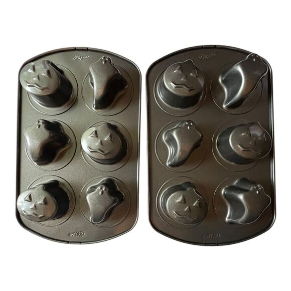 Lot Of 2 Wilton Mini Cake Cupcake Baking Pan Halloween Ghost Pumpkin 6 Cavity - Picture 4 of 5